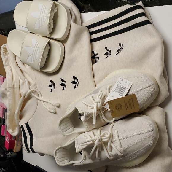 NWT YEEZY 350 V2 BONE 7.5 MEN 8.5 WOMEN 100% AUTHENTIC - Picture 5 of 5